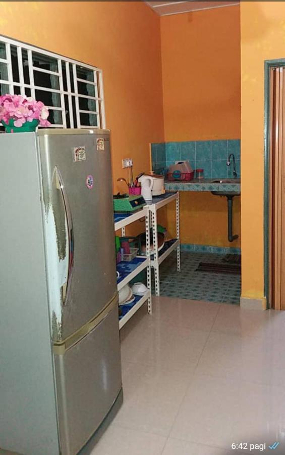 Dhia Irdina Homestay Paya Rewak Kültér fotó