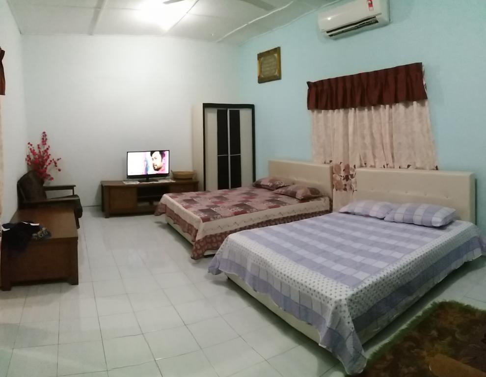 Dhia Irdina Homestay Paya Rewak Kültér fotó
