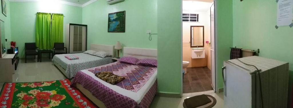 Dhia Irdina Homestay Paya Rewak Kültér fotó