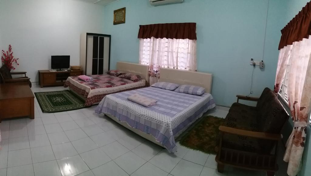 Dhia Irdina Homestay Paya Rewak Kültér fotó